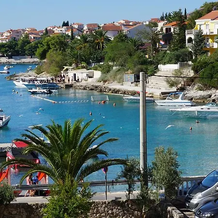 Victoria * Trogir